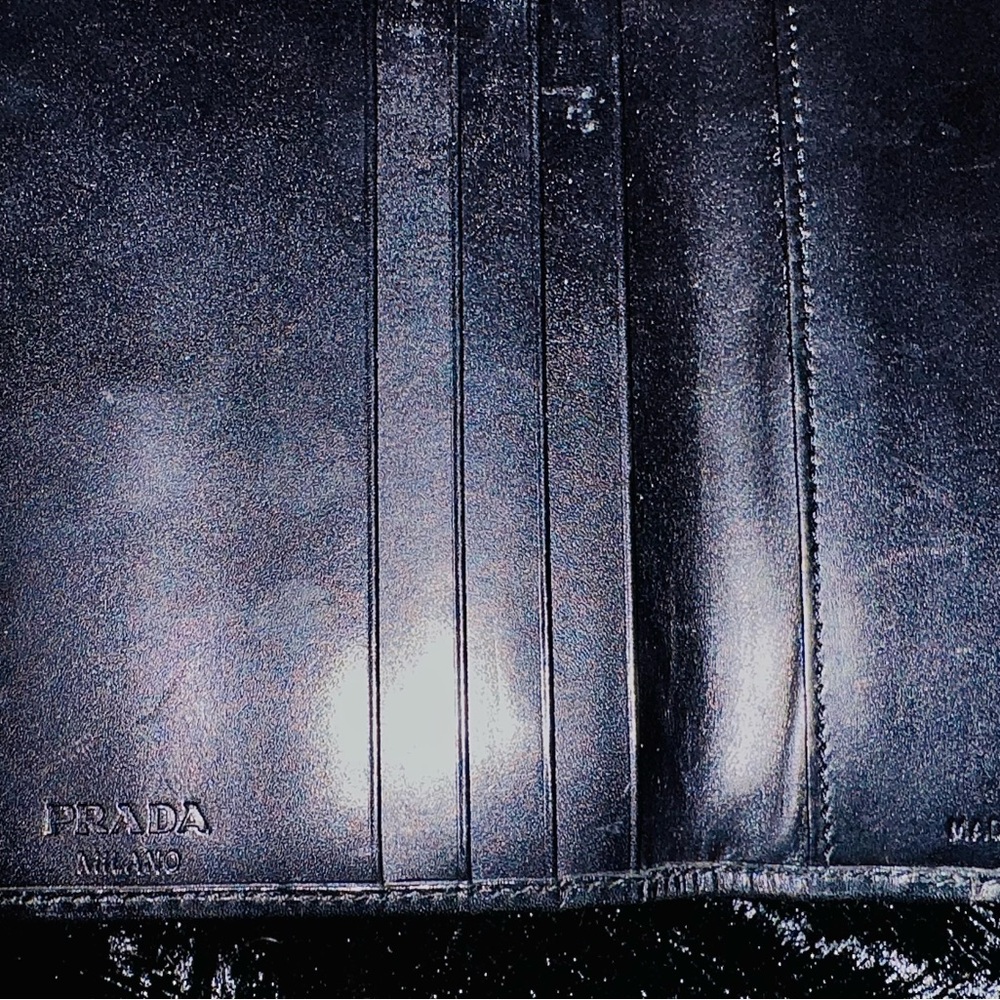 Prada Black wallet,with Crystal-Studded Triangle Logo - Picture 6 of 8
